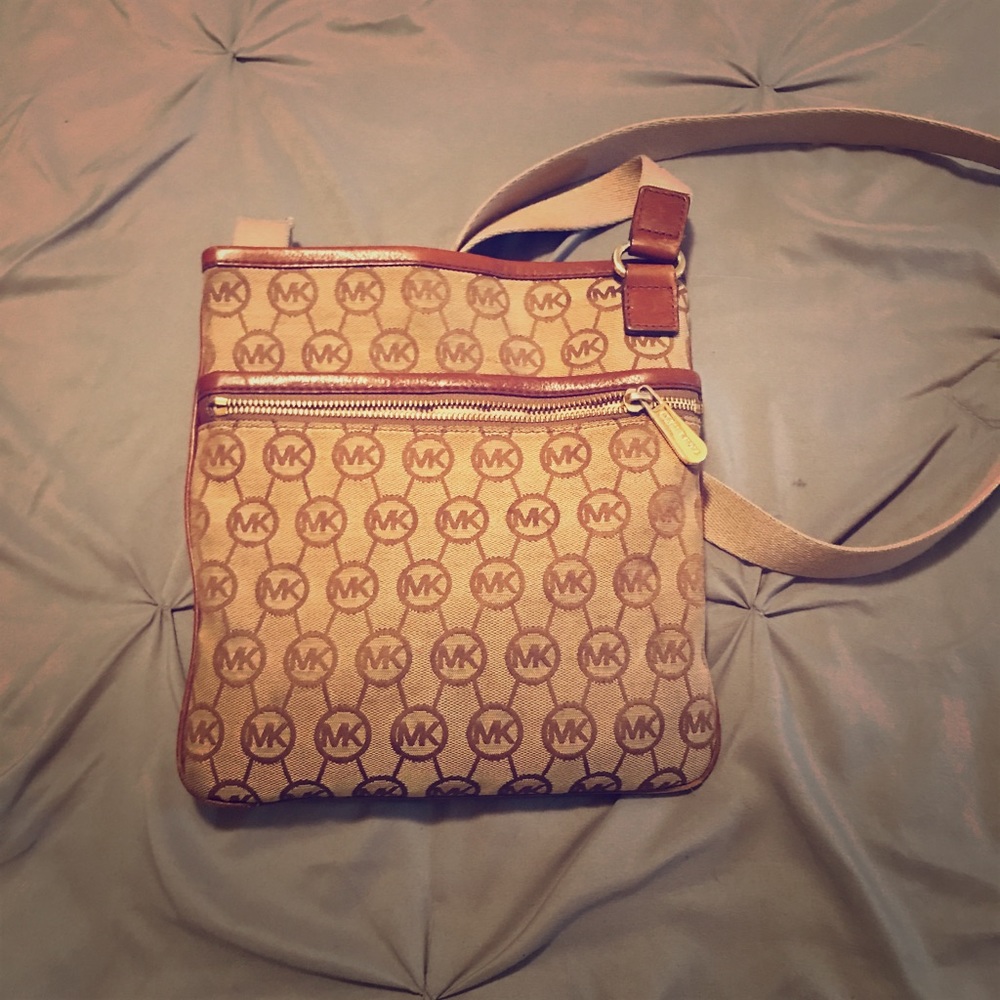 Michael Kors crossbody